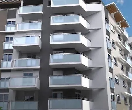 Apartman Galija-centar Grada * تريبينيي